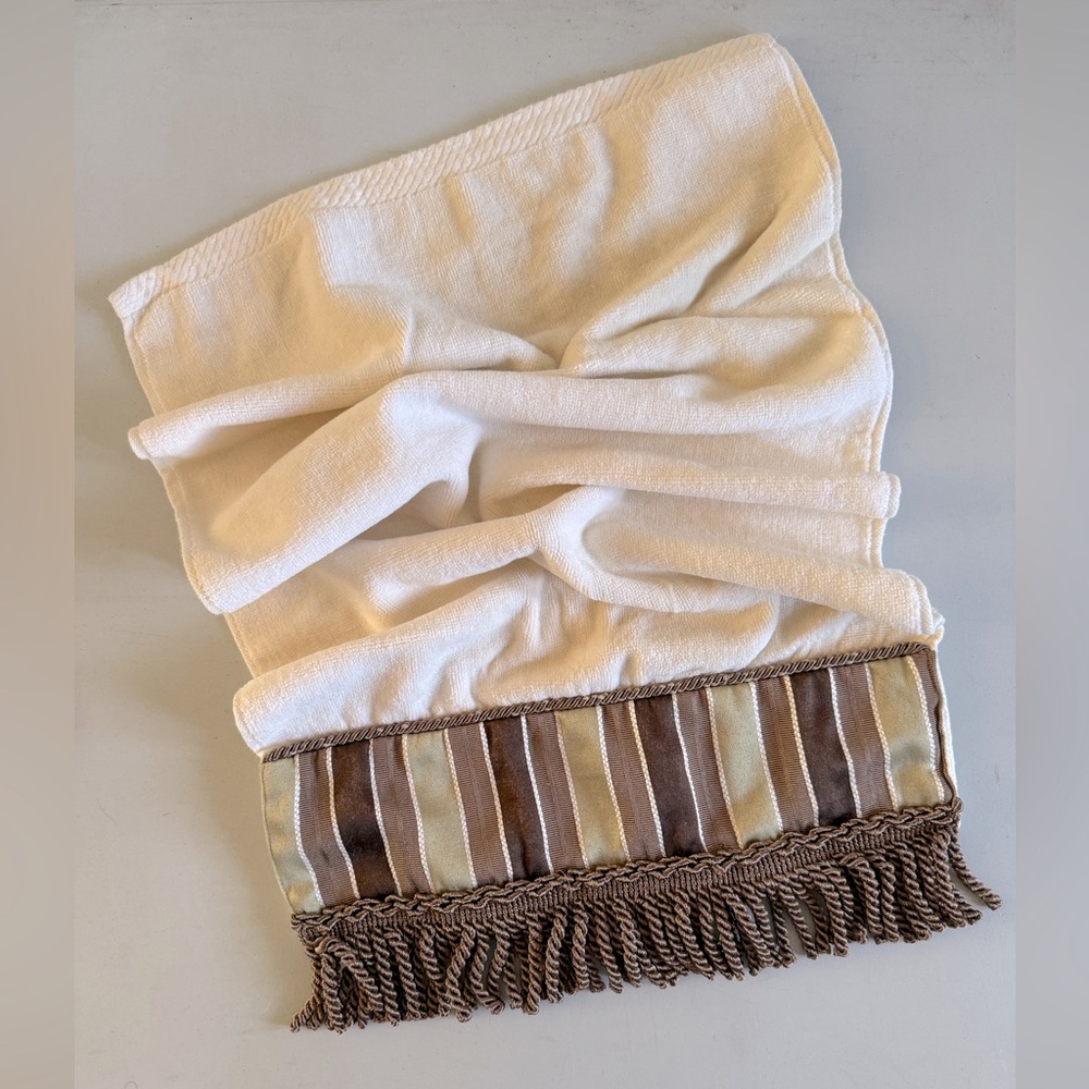 CROSCILL Bath Towel cream color with stripes & Fringes 28L X 16W
